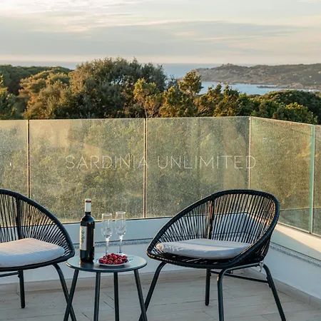 Blue Kalinda Rena Majore