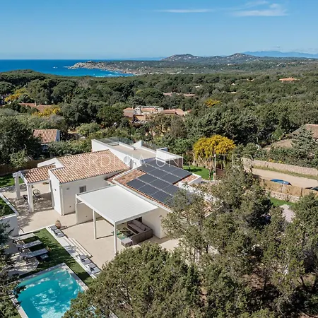 Blue Kalinda Villa
